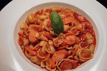 NUDELN WURST Nudeln Wurst