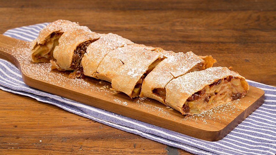 Alt-Wiener Apfelstrudel von wabe| Chefkoch