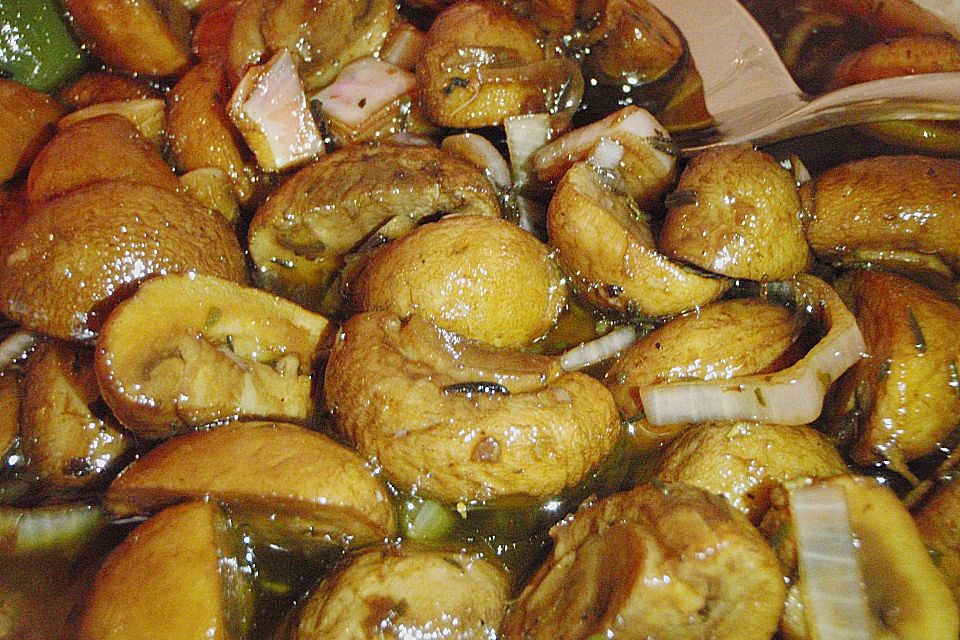 Marinierte Champignons