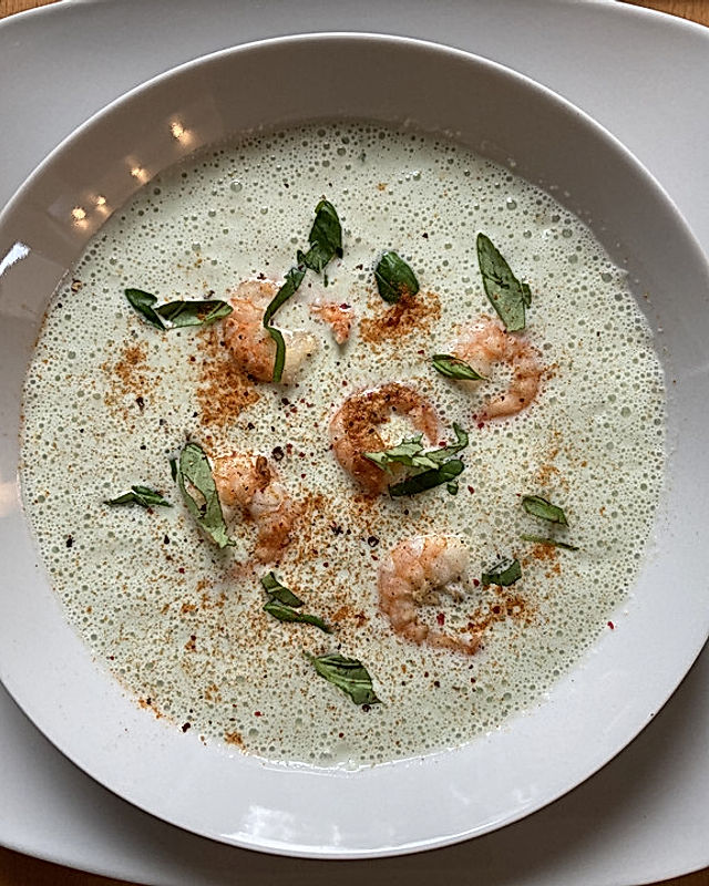 Kalte Gurkensuppe mit Krabben von Schwarzbrot25