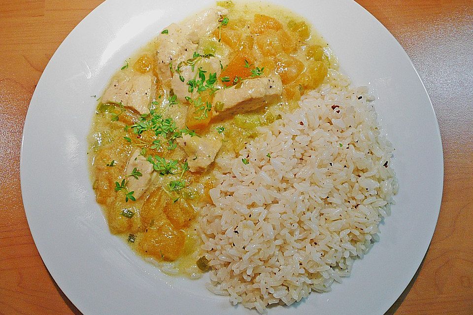 Putencurry mit Aprikosen