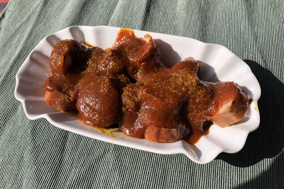 Currysauce zu Currywurst