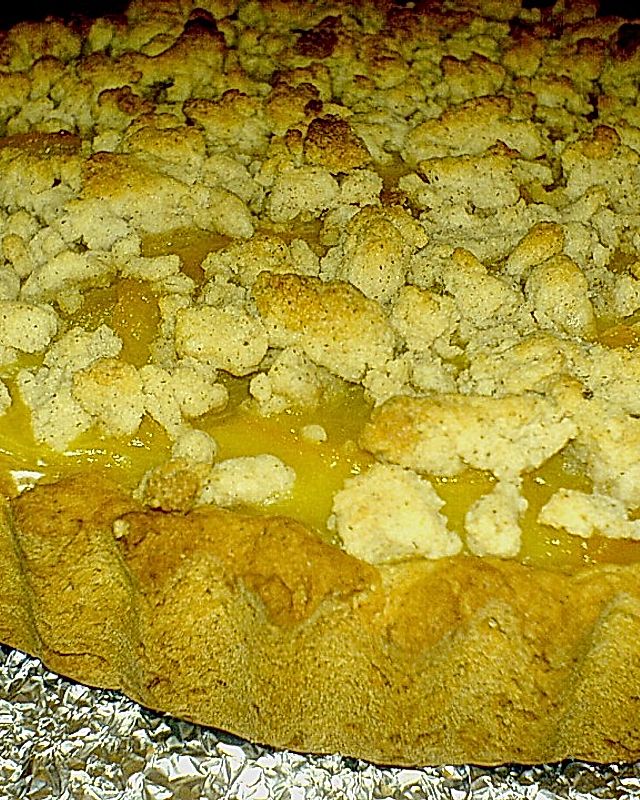Isas Pfirsich - Zimt - Streuselkuchen mit Puddingcreme