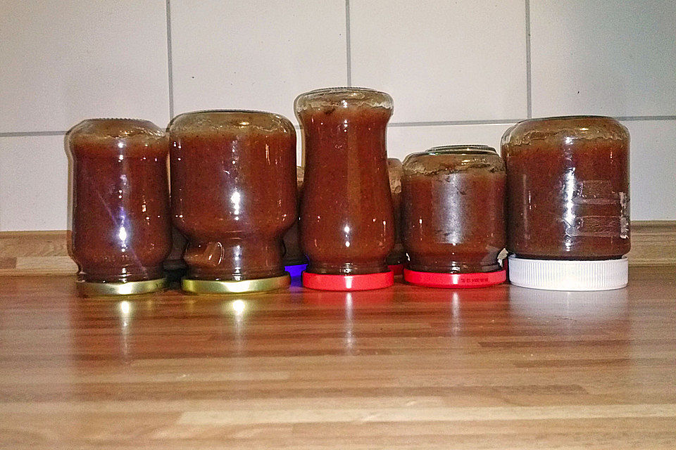 Rosinenkinds rotes Orangenchutney