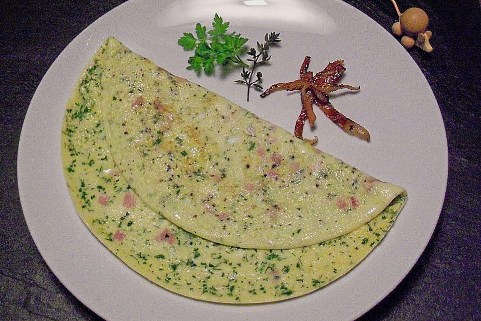 Französisches Omelette mit Schinken und Kräutern