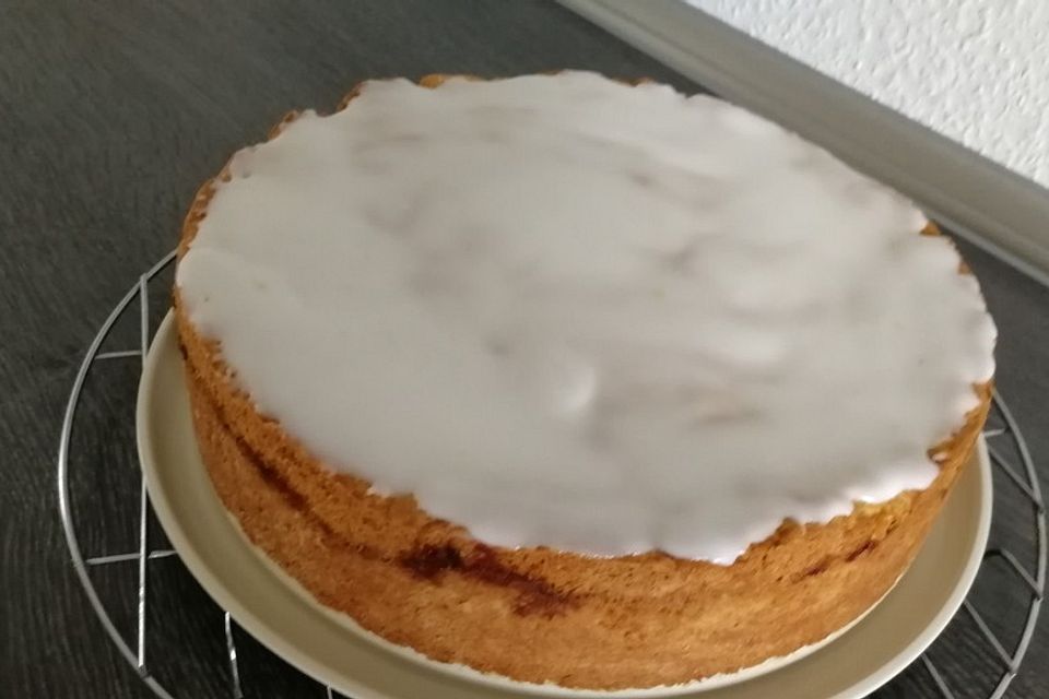 Gedeckter Apfelkuchen