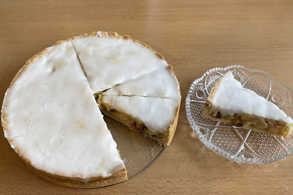 Gedeckter Apfelkuchen