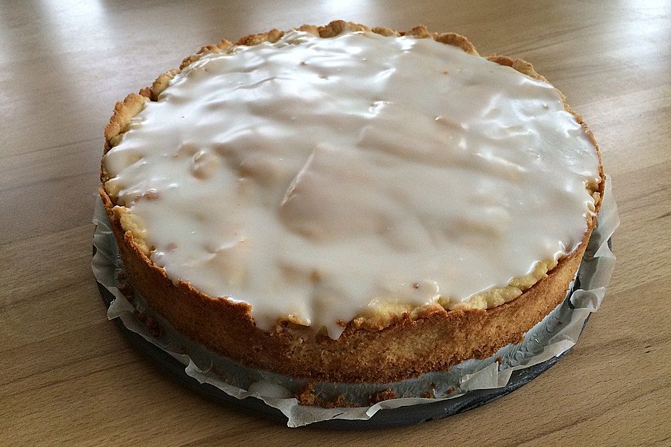 Gedeckter Apfelkuchen