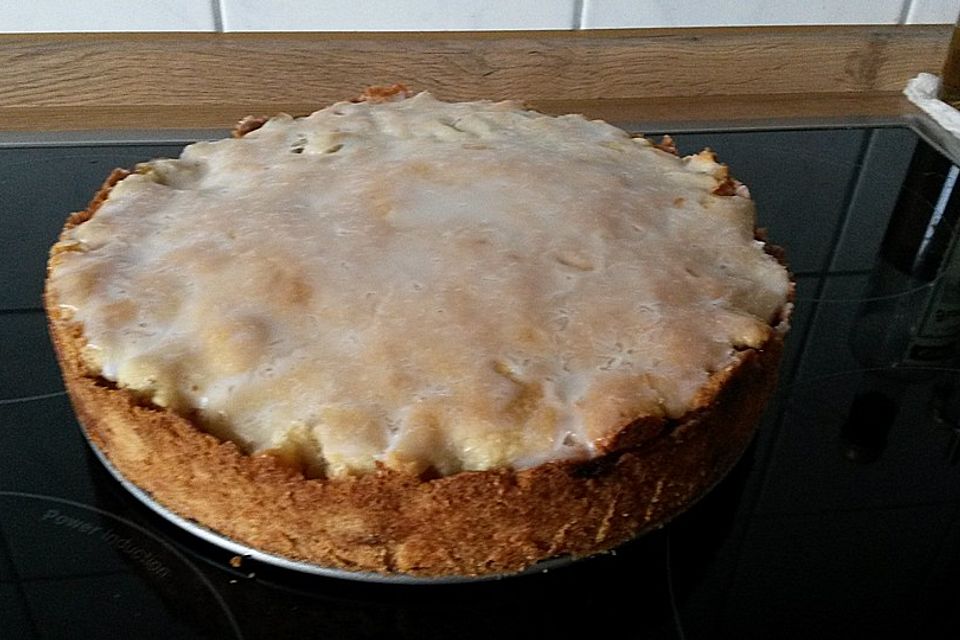 Gedeckter Apfelkuchen