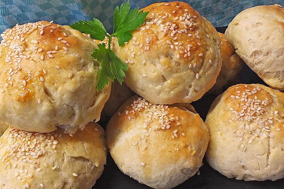 Türkische gefüllte Brötchen