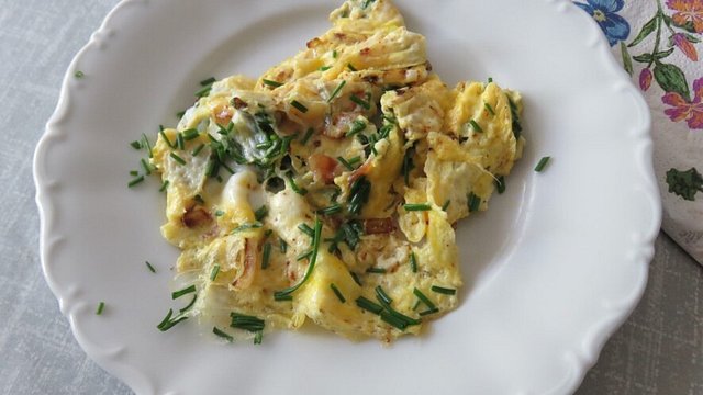 Beas Rührei mit Speck und frischen Kräutern von bellagiora