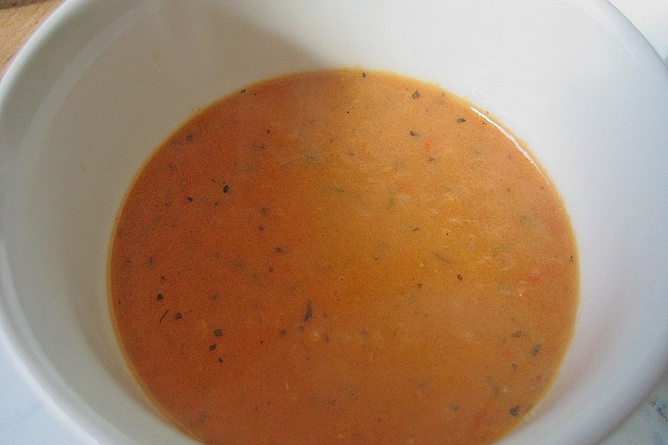 Schnelle Tomatencremesuppe aus frischen Tomaten