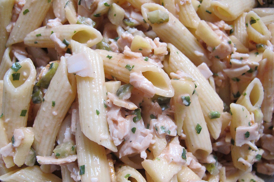 Italienischer Nudelsalat mit Apfel