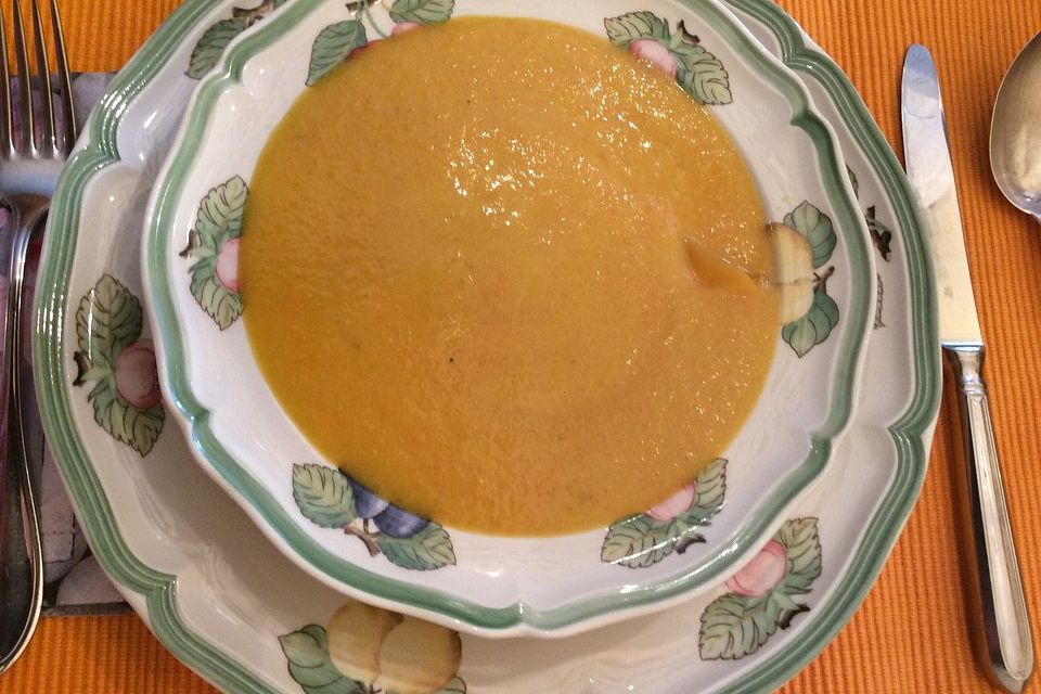 Mango-Möhren-Suppe