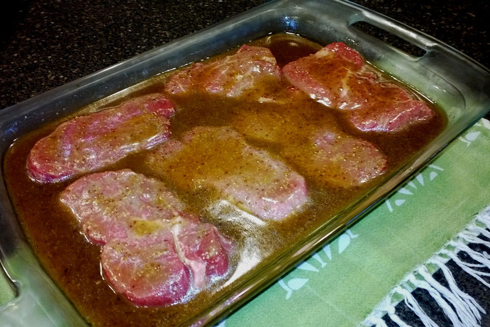 Whiskey - Honig - Senf Marinade für Schweinefleisch und Rindfleisch