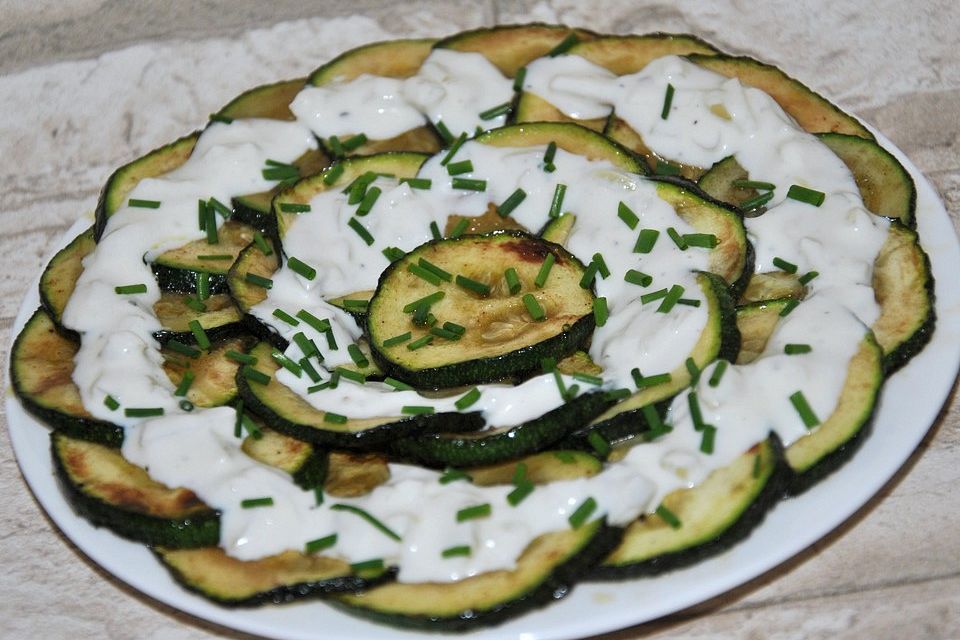 Zucchini - Salat