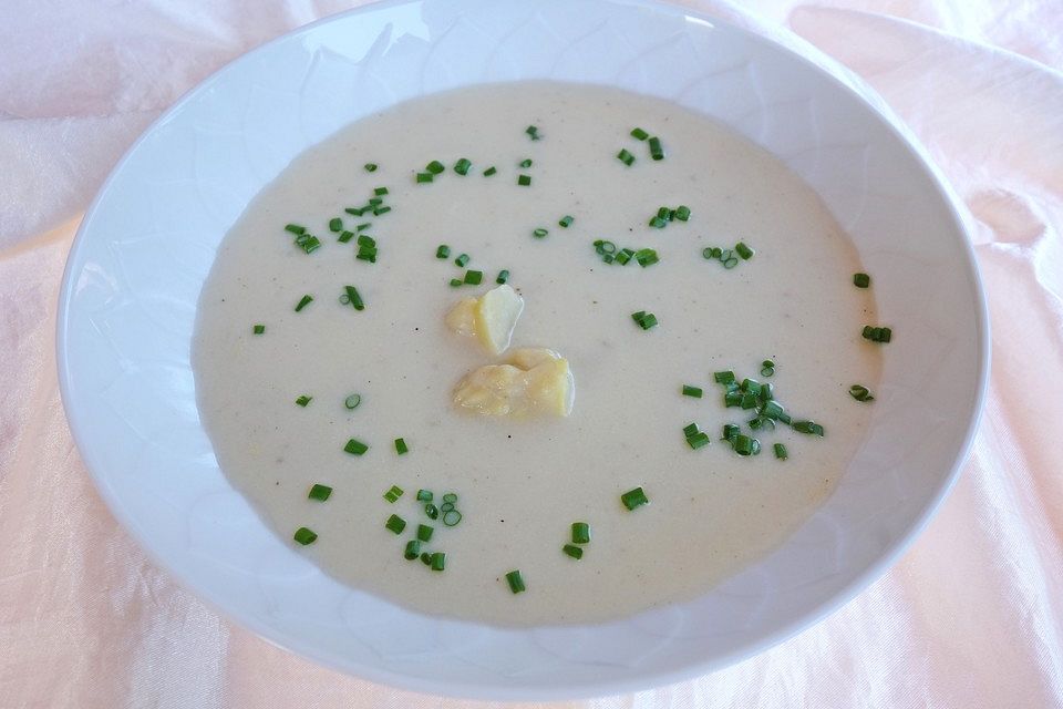 Spargelcremesuppe