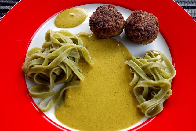 Würzige Hackbällchen in Currysauce von Prassis| Chefkoch