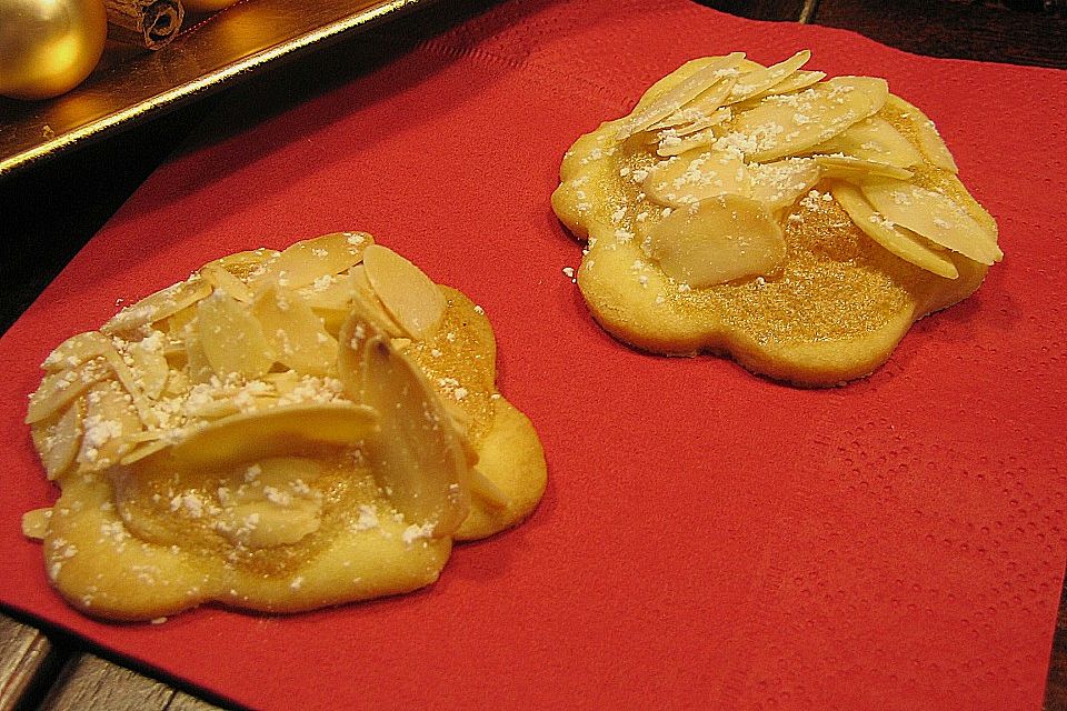 Chiaras Marzipanknusperplätzchen