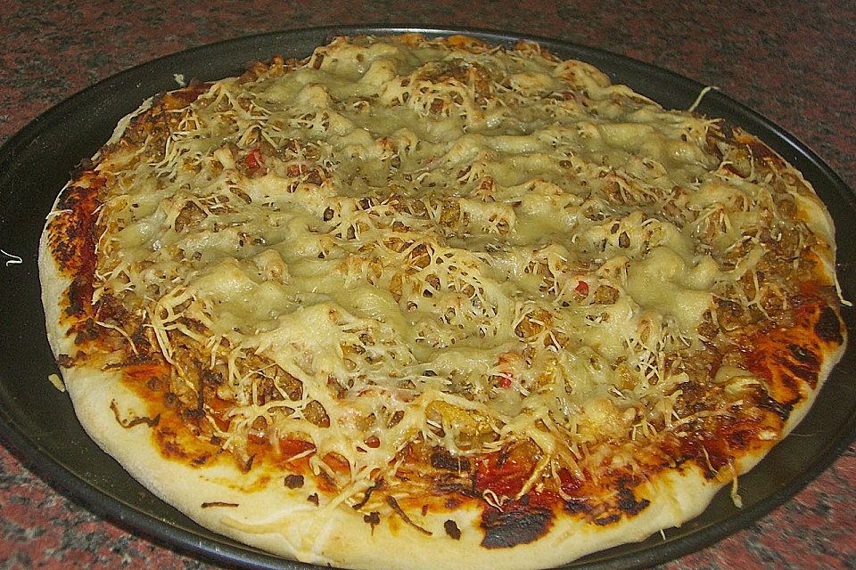 Hackfleischpizza