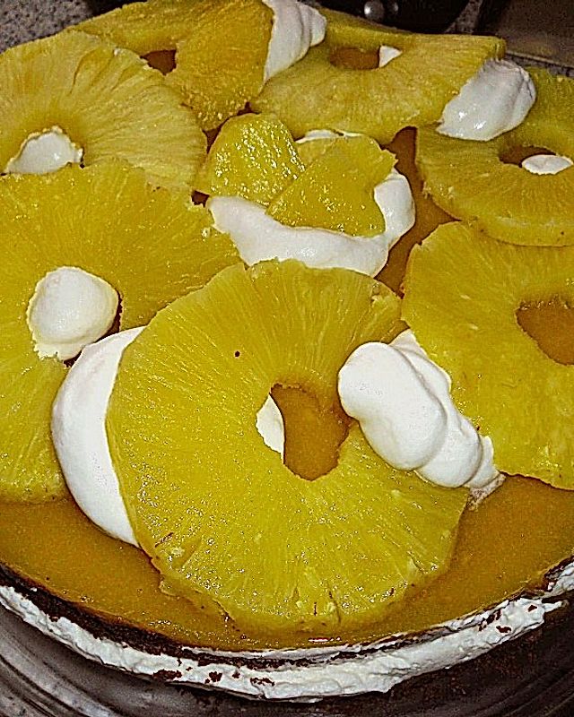 Ananas - Schokotorte mit Mangocreme
