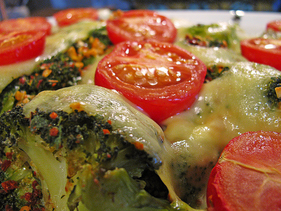 Brokkoli - Tomaten - Auflauf von Graselfe| Chefkoch