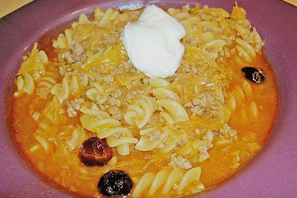 Cranberrykraut mit Hack und Nudeln Cranberrykraut mit Hack und Nudeln