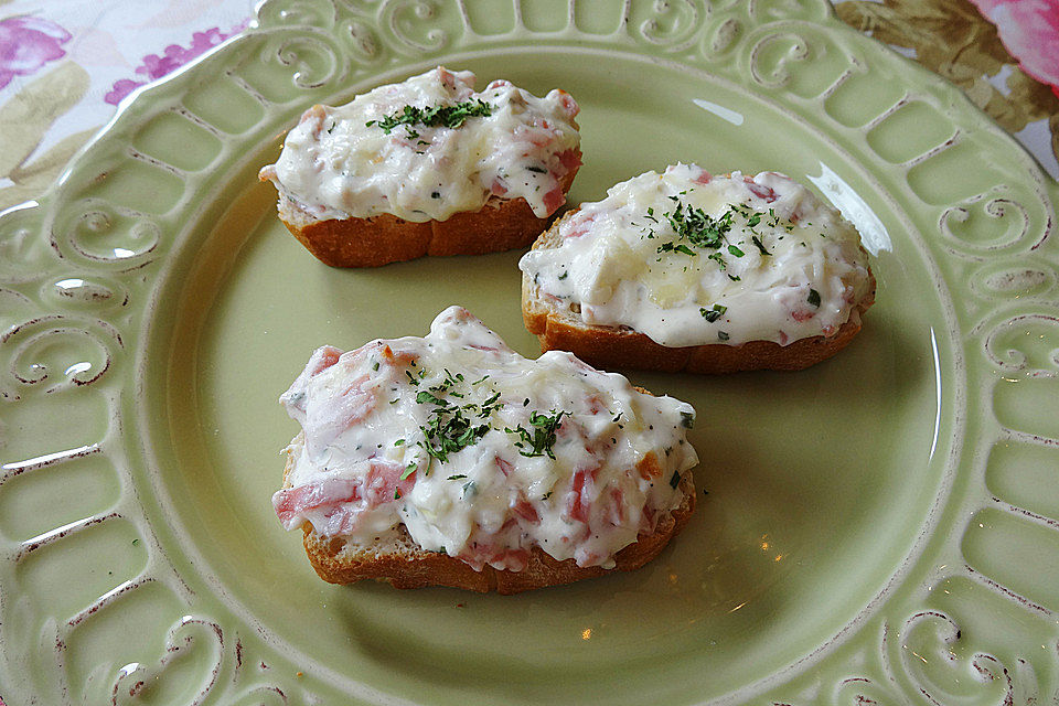 Käse - Knoblauch - Creme für Baguette