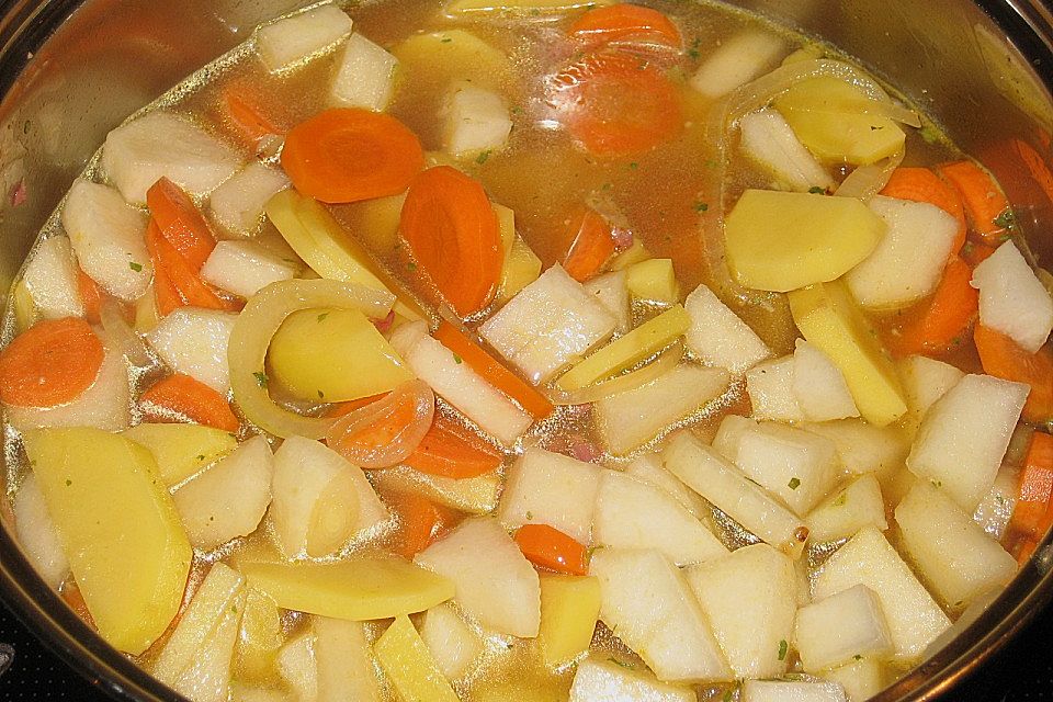 Putenkasseler - Eintopf mit Birnen Putenkasseler - Eintopf mit Birnen