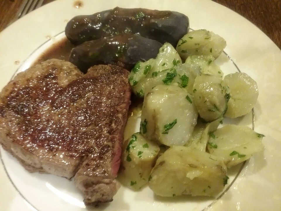 Senfsoße mit Fleischbällchen