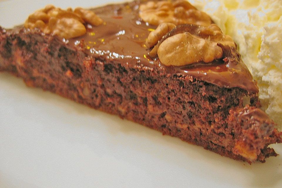 Walnuss - Schokoladen - Kuchen