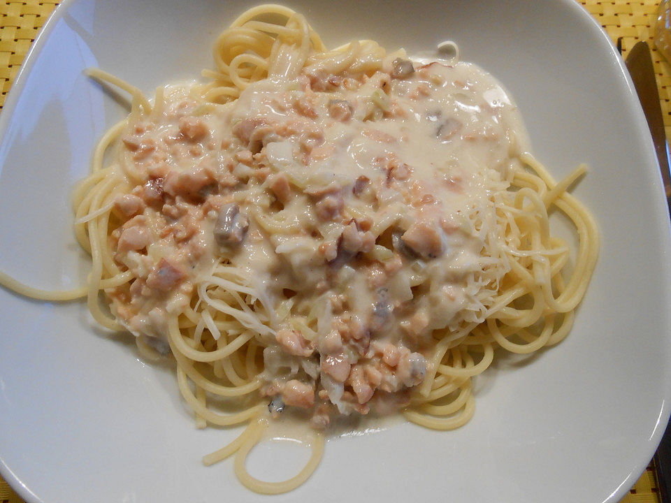 Spagetti mit superschneller Lachssoße von Chaotin| Chefkoch