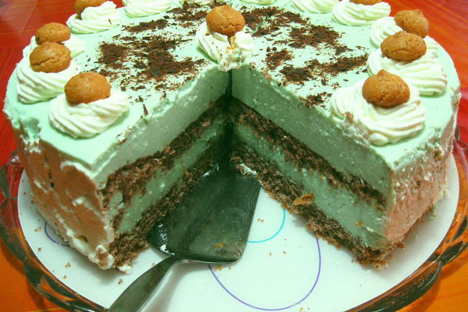 Waldmeistertorte