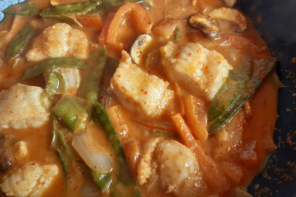 Rotes Schwertfisch - Curry