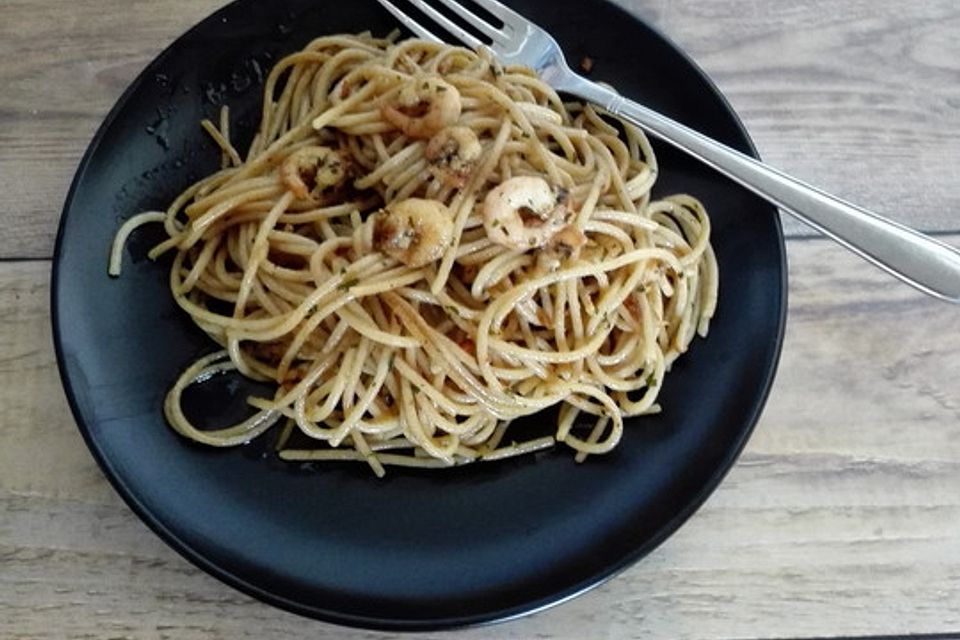 Spaghetti aglio e olio mit Knoblauchgarnelen