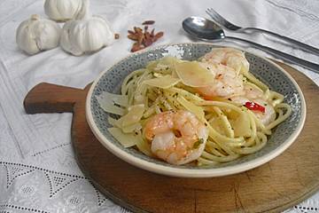 Spaghetti aglio e olio mit Knoblauchgarnelen