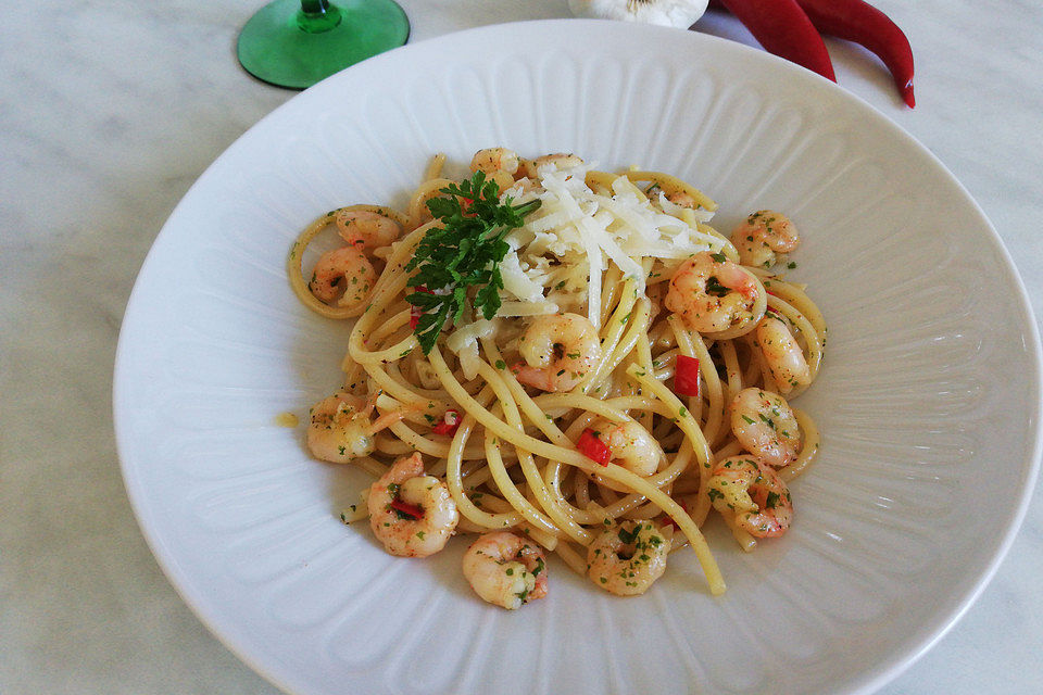 Spaghetti aglio e olio mit Knoblauchgarnelen