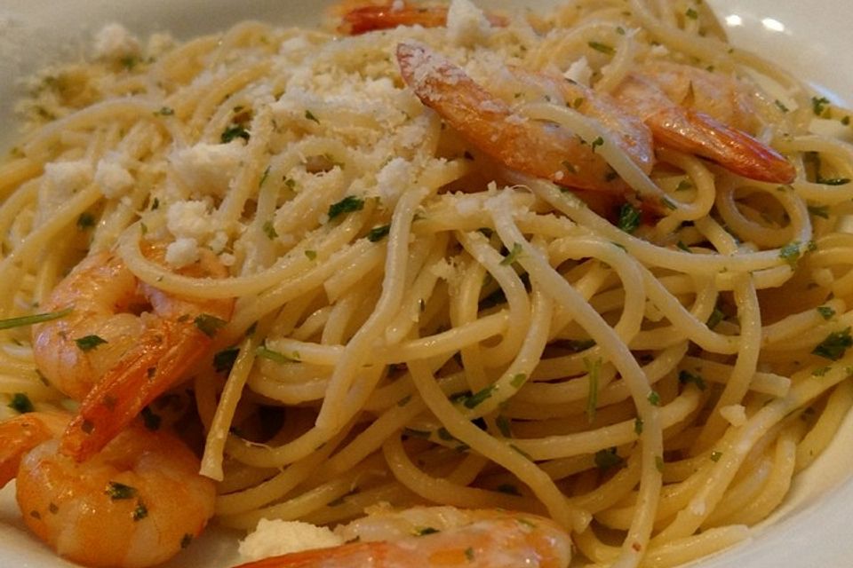 Spaghetti aglio e olio mit Knoblauchgarnelen