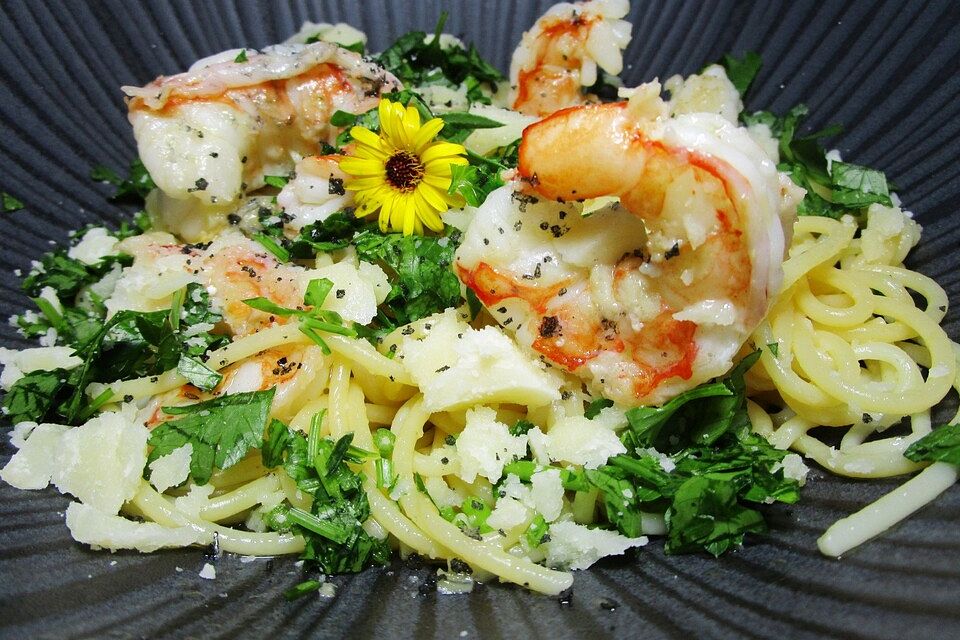 Spaghetti aglio e olio mit Knoblauchgarnelen