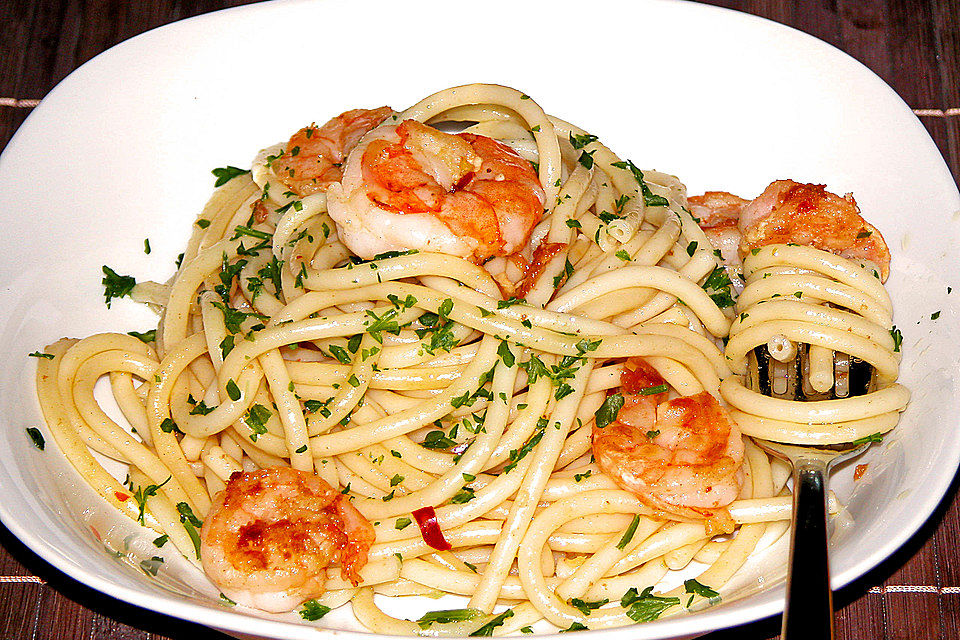 Spaghetti aglio e olio mit Knoblauchgarnelen