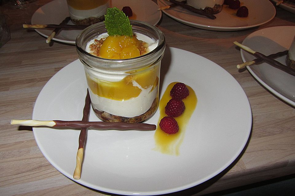 Mango - Tiramisu mit Cantuccini