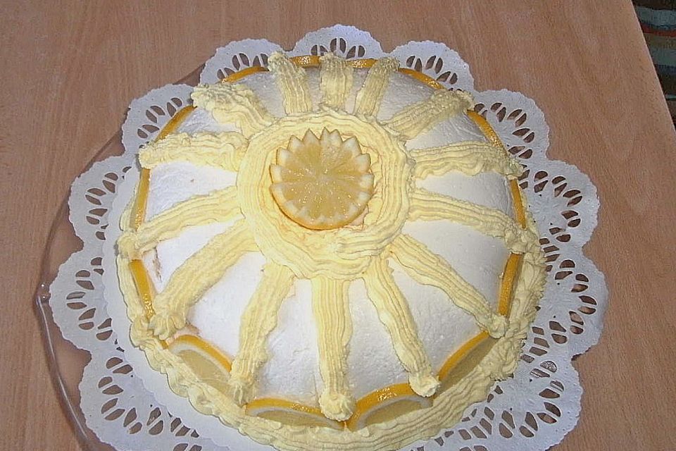 Zitronen - Kuppeltorte