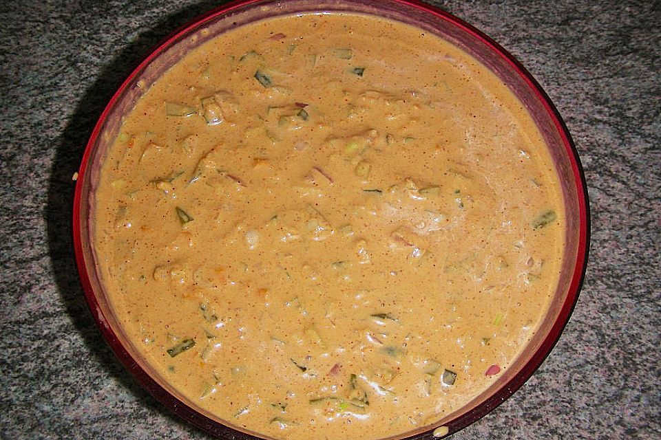 Salatsauce Paprikasauce