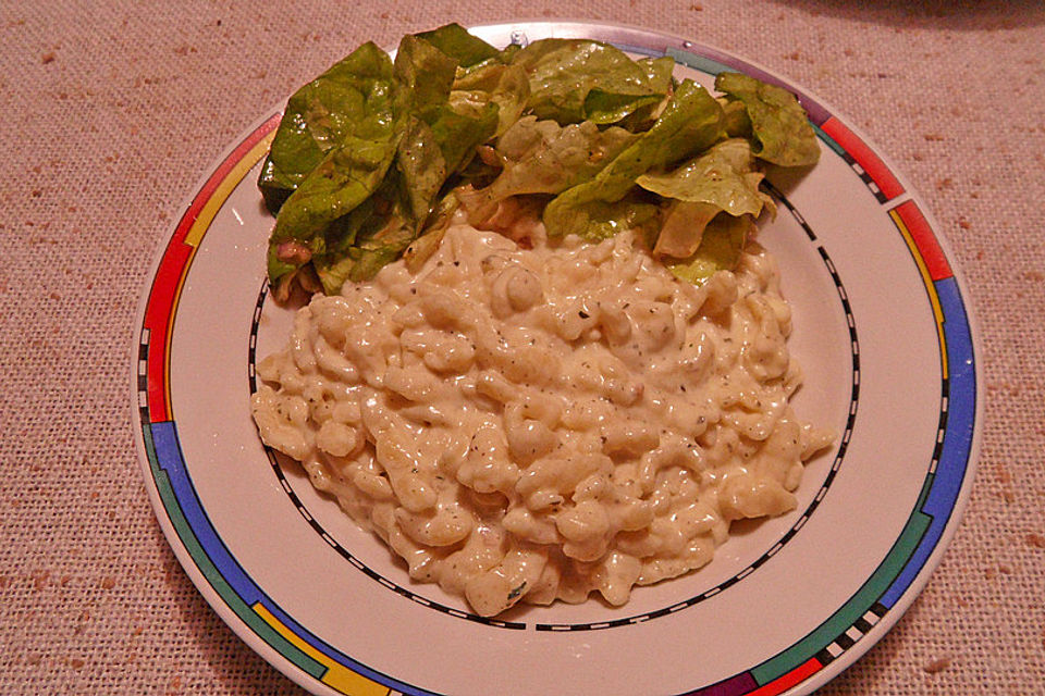 Spaghetti mit Knoblauch-Käsesauce