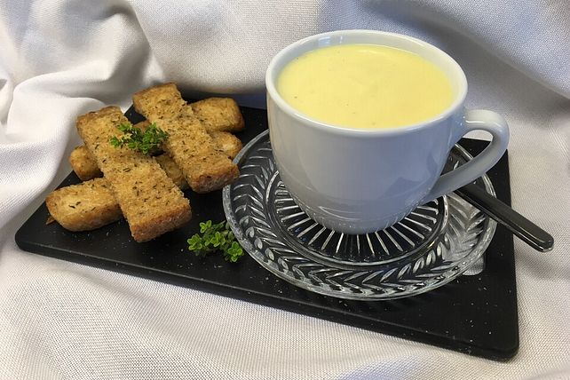 Schnelle und köstliche Pastinakensuppe von _Gala_| Chefkoch