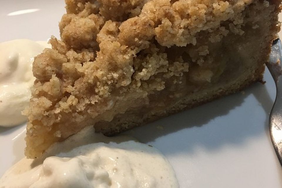 Veganer Apfelkuchen  mit Zimtstreuseln