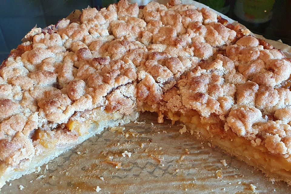 Veganer Apfelkuchen  mit Zimtstreuseln