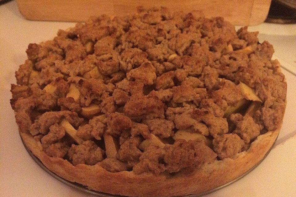 Veganer Apfelkuchen  mit Zimtstreuseln