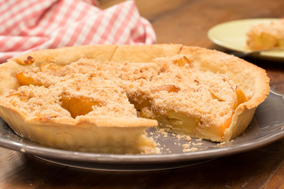 Veganer Apfelkuchen  mit Zimtstreuseln