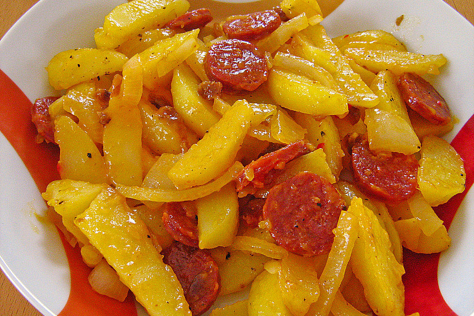 Kartoffeln mit Chorizo in Orangensauce